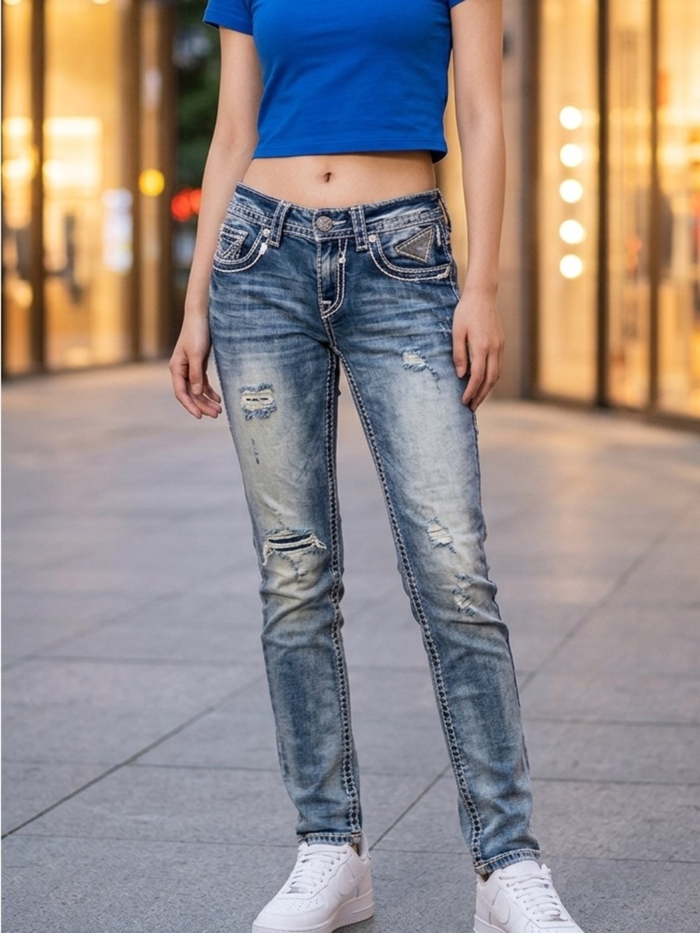 VIGOSS DISTRESSED JEANS